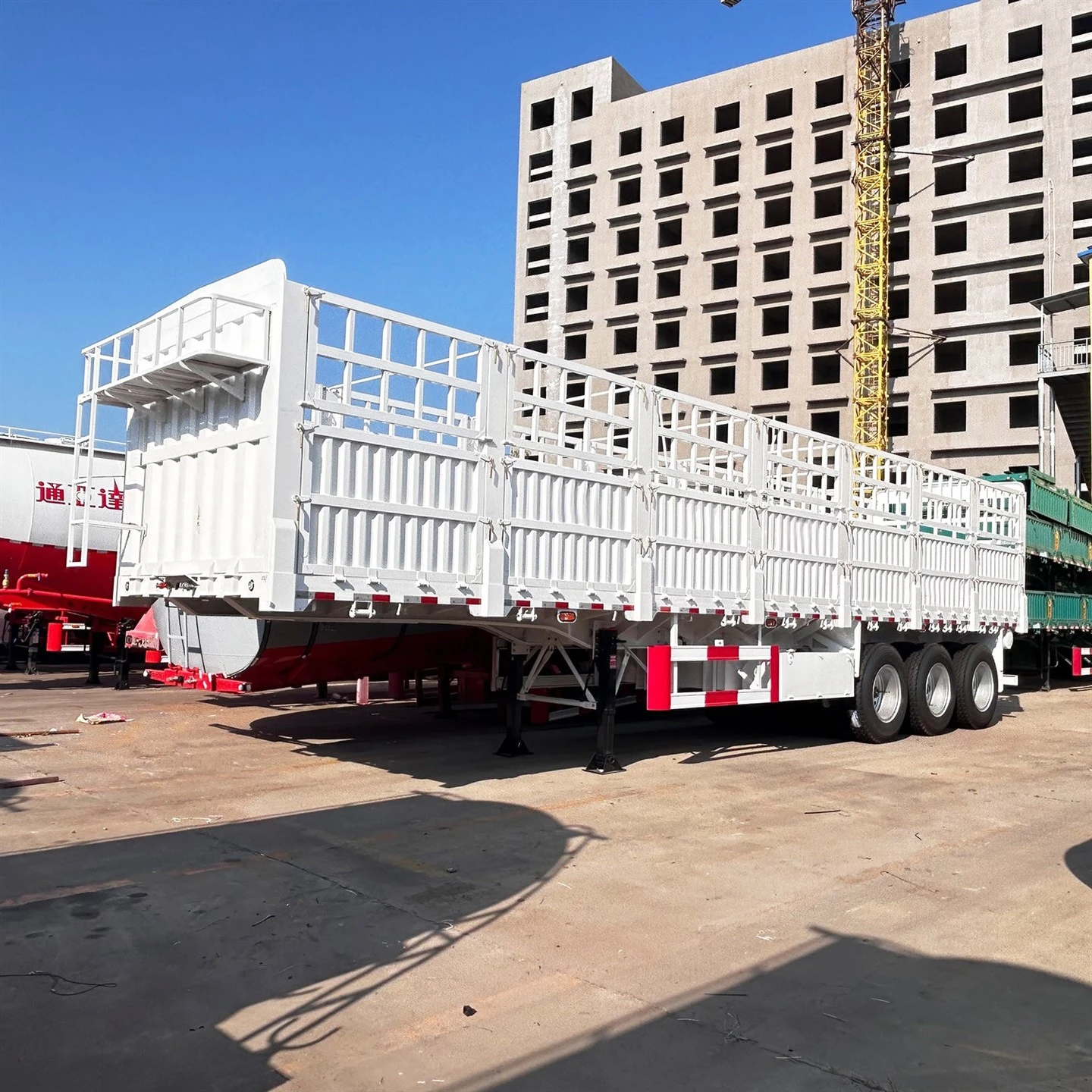 3 Axles Skeleton Semi Trailer Bulk Cargo Transportation