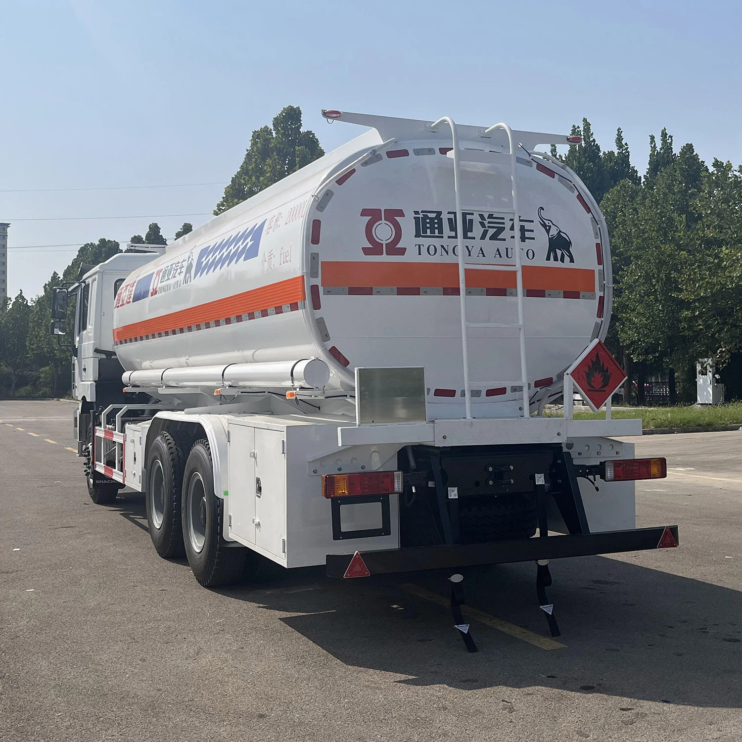 3 3