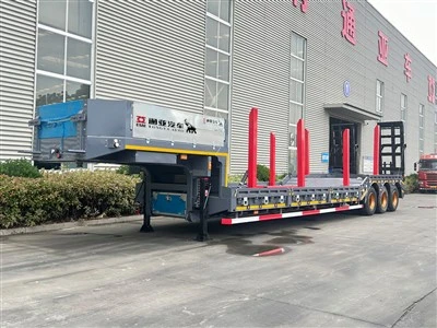 OTTC Certification Low Bed Semi Trailer With Mechanical Ladder